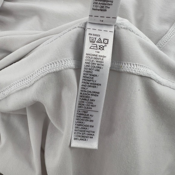 Athleta Women M Inspire Tank Top White V-Neck Oversized Flowy Relaxed Yoga Gym‎ - Picture 8 of 9